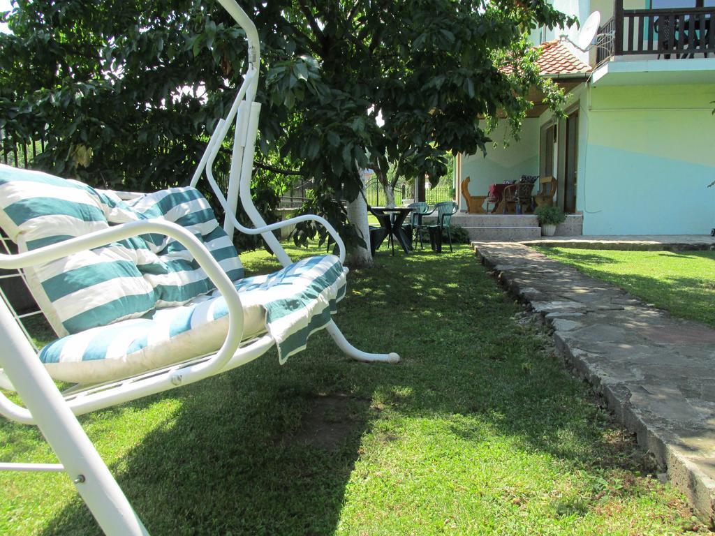 Pri Orehite Guesthouse Oreszak Zewnętrze zdjęcie