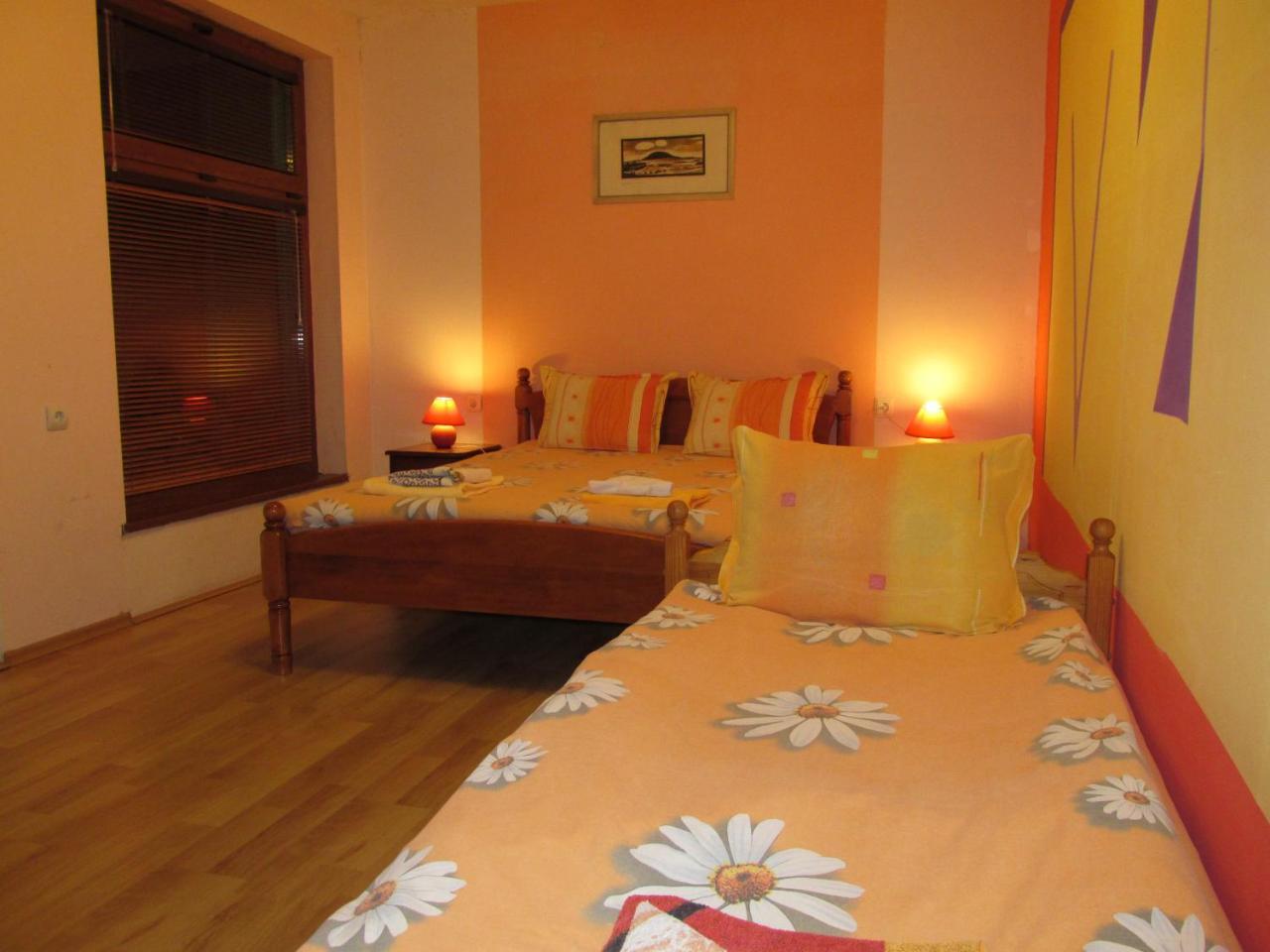 Pri Orehite Guesthouse Oreszak Zewnętrze zdjęcie